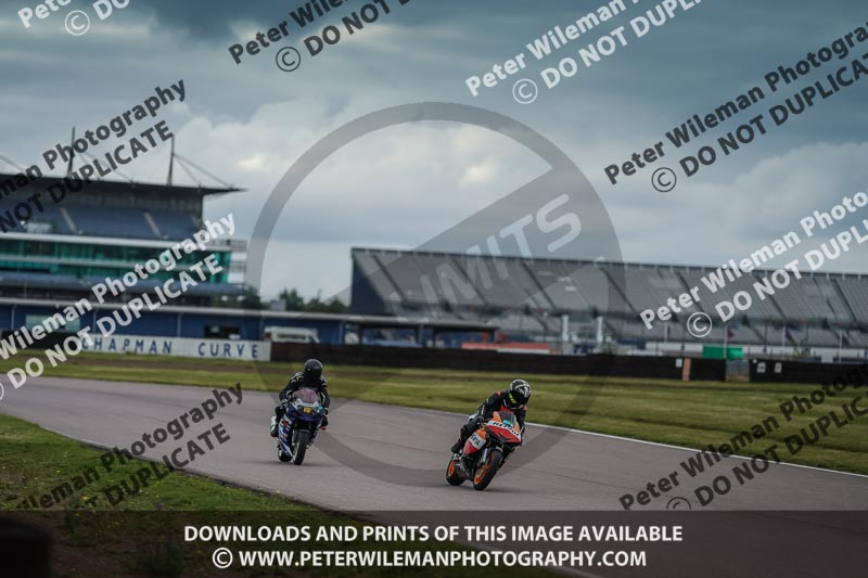 Rockingham no limits trackday;enduro digital images;event digital images;eventdigitalimages;no limits trackdays;peter wileman photography;racing digital images;rockingham raceway northamptonshire;rockingham trackday photographs;trackday digital images;trackday photos